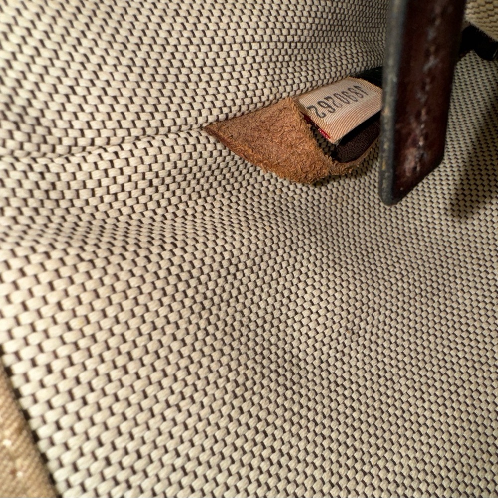 Dooney & Bourke East West Tote Signature Quilt Tan & Brown Stitching EUC - Picture 14 of 16